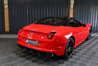 USED 2015 15 FERRARI CALIFORNIA T 3.9 DD 2d 560 BHP FERRARI WARRANTY, FULL HISTORY, PAINT PROTECTION FILM, APPLE CARPLAY,