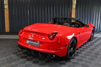 USED 2015 15 FERRARI CALIFORNIA T 3.9 DD 2d 560 BHP FERRARI WARRANTY, FULL HISTORY, PAINT PROTECTION FILM, APPLE CARPLAY,