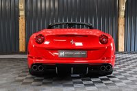 USED 2015 15 FERRARI CALIFORNIA T 3.9 DD 2d 560 BHP FERRARI WARRANTY, FULL HISTORY, PAINT PROTECTION FILM, APPLE CARPLAY,