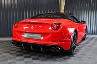 USED 2015 15 FERRARI CALIFORNIA T 3.9 DD 2d 560 BHP FERRARI WARRANTY, FULL HISTORY, PAINT PROTECTION FILM, APPLE CARPLAY,