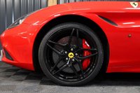 USED 2015 15 FERRARI CALIFORNIA T 3.9 DD 2d 560 BHP FERRARI WARRANTY, FULL HISTORY, PAINT PROTECTION FILM, APPLE CARPLAY,