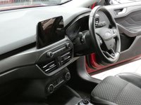 USED 2020 20 FORD FOCUS 1.5 TITANIUM X 5d 148 BHP SAT NAV HEATED PART LEATHER PARKING SENSORS 1 OWNER LOW MILEAGE 6 MONTHS GOLD WARRANTY