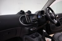 USED 2019 19 SMART FORTWO CABRIO 1.0 PRIME PREMIUM 2d 71 BHP SMART SERVICE HISTORY, ONE OWNER FROM NEW AND FAB COLOUR COMBO