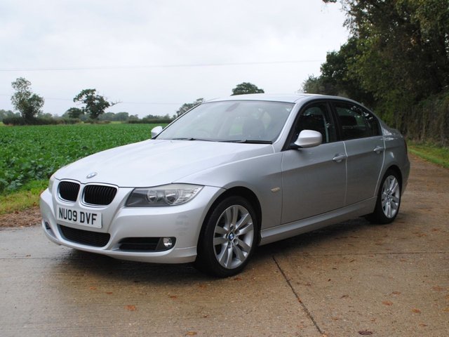 2009 09 BMW 3 Series 2.0 318D SE 4d 141 BHP