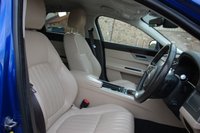 USED 2019 19 JAGUAR XF 2.0i (250) Portfolio 4dr Automatic Euro 6 (Oyster Leather, Electric and Heated Seats, Dual Climate, Reversing Camera) NATIONWIDE DELIVERY - RESERVE ONLINE TODAY