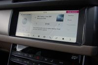 USED 2019 19 JAGUAR XF 2.0i (250) Portfolio 4dr Automatic Euro 6 (Oyster Leather, Electric and Heated Seats, Dual Climate, Reversing Camera) NATIONWIDE DELIVERY - RESERVE ONLINE TODAY