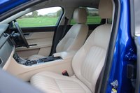 USED 2019 19 JAGUAR XF 2.0i (250) Portfolio 4dr Automatic Euro 6 (Oyster Leather, Electric and Heated Seats, Dual Climate, Reversing Camera) NATIONWIDE DELIVERY - RESERVE ONLINE TODAY