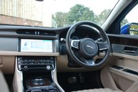 USED 2019 19 JAGUAR XF 2.0i (250) Portfolio 4dr Automatic Euro 6 (Oyster Leather, Electric and Heated Seats, Dual Climate, Reversing Camera) NATIONWIDE DELIVERY - RESERVE ONLINE TODAY