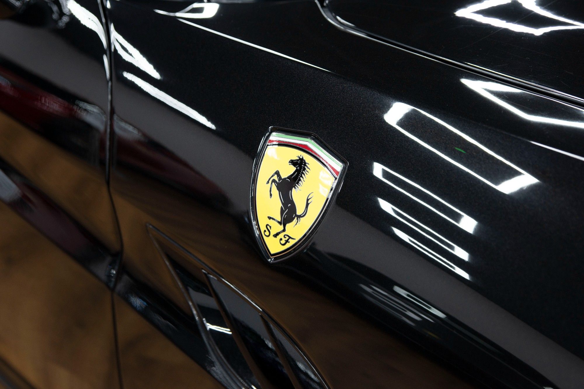 USED 2012 12 FERRARI CALIFORNIA 4.3 2 PLUS 2 