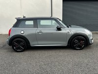 USED 2017 17 MINI HATCH COOPER 2.0 COOPER S 3d 189 BHP Stunning Looks and Performance