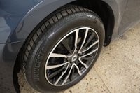 USED 2019 19 VOLVO V40 2.0 D2 MOMENTUM NAV PLUS 5d 118 BHP PACKED WITH FACTORY EXTRAS WITH ONE OWNER FROM NEW AND VOLVO SERVICE HISTORY