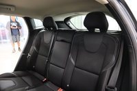USED 2019 19 VOLVO V40 2.0 D2 MOMENTUM NAV PLUS 5d 118 BHP PACKED WITH FACTORY EXTRAS WITH ONE OWNER FROM NEW AND VOLVO SERVICE HISTORY