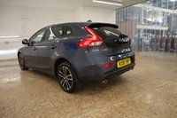 USED 2019 19 VOLVO V40 2.0 D2 MOMENTUM NAV PLUS 5d 118 BHP PACKED WITH FACTORY EXTRAS WITH ONE OWNER FROM NEW AND VOLVO SERVICE HISTORY