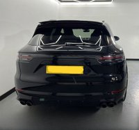USED 2020 20 PORSCHE CAYENNE TURBO S 5d 671 BHP 