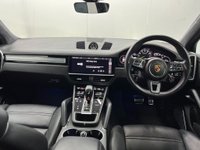USED 2020 20 PORSCHE CAYENNE TURBO S 5d 671 BHP 