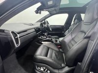 USED 2020 20 PORSCHE CAYENNE TURBO S 5d 671 BHP 
