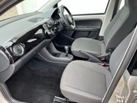 USED 2015 15 VOLKSWAGEN UP 1.0 MOVE UP 5d 59 BHP www.suffolkcarcentre.co.uk - Located at Reydon