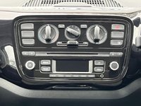USED 2015 15 VOLKSWAGEN UP 1.0 MOVE UP 5d 59 BHP www.suffolkcarcentre.co.uk - Located at Reydon