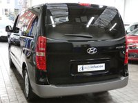 USED 2019 19 HYUNDAI i800 2.5 CRDI SE 5d 168 BHP 8 SEATS HEATED SEATS PARKING SENSORS GENUINE LOW MILEAGE HYUNDAI WARRANTY APRIL 2024