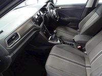 USED 2018 18 VOLKSWAGEN T-ROC 1.0 SE TSI 5d 114 BHP AIR CON CRUISE DAB