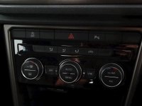 USED 2018 18 VOLKSWAGEN T-ROC 1.0 SE TSI 5d 114 BHP AIR CON CRUISE DAB