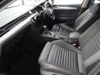 USED 2020 20 VOLKSWAGEN PASSAT 1.5 SEL TSI EVO DSG 5d 148 BHP SAT NAV LEATHER CRUISE PARK SENSORS APPLE CARPLAY