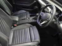 USED 2020 70 VOLKSWAGEN PASSAT 1.5 SEL TSI EVO DSG 5d 148 BHP SAT NAV LEATHER CAMERA