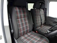 USED 2021 21 VOLKSWAGEN TRANSPORTER 2.0 T28 TDI P/V HIGHLINE 109 BHP KOMBI