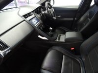 USED 2019 69 JAGUAR E-PACE 2.0 R-DYNAMIC S 5d 148 BHP SAT NAV LEATHER DUAL AIR CON CRUISE CAMERA 14000 MILES