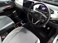 USED 2022 22 VOLKSWAGEN ID3 FAMILY 5d 144 BHP SAT NAV PAN ROOF ALLOY UPGRADE