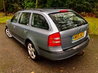USED 2006 55 SKODA OCTAVIA 1.6 ELEGANCE FSI 5d 114 BHP ULEZ COMPLIANT//ULEZ COMPLIANT///TOWBAR//WORKING AIRCON//X13 SERVICE STAMPS//SUPPLIED BY US NOW BACK IN AS A PART EXCHANGE///ROOF RAILS/// /PART EXCHANGE TO CLEAR//RETIRED OWNER SINCE 2016 FSI 5d 114 BHP ULEZ COMPLIANT//ULEZ COMPLIANT///TOWBAR//WORKING AIRCON//X13 SERVICE STAMPS//SUPPLIED BY US NOW BACK IN AS A PART EXCHANGE///ROOF RAILS///JUST MOT'D BY US////PART EXCHANGE TO CLEAR//RETIRED OWNER SINCE 2016
