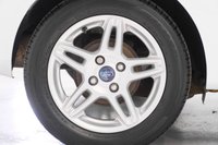 USED 2013 63 FORD FIESTA 1.2 ZETEC 3d 81 BHP + NATIONWIDE DELIVERY AVAILABLE+