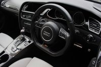 USED 2013 63 AUDI A4 4.2 RS4 AVANT FSI QUATTRO 5d 444 BHP 