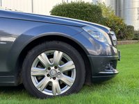 USED 2010 60 MERCEDES-BENZ C-CLASS 1.8 C180 CGI BLUEEFFICIENCY EXECUTIVE SE 4d 156 BHP 