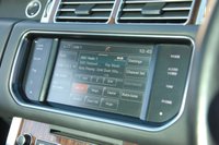 USED 2015 15 LAND ROVER RANGE ROVER 4.4 SDV8 (339) Vogue 4dr Automatic (21