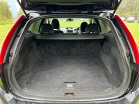 USED 2010 59 VOLVO XC60 2.4 D5 R-DESIGN SE AWD 5d 205 BHP 