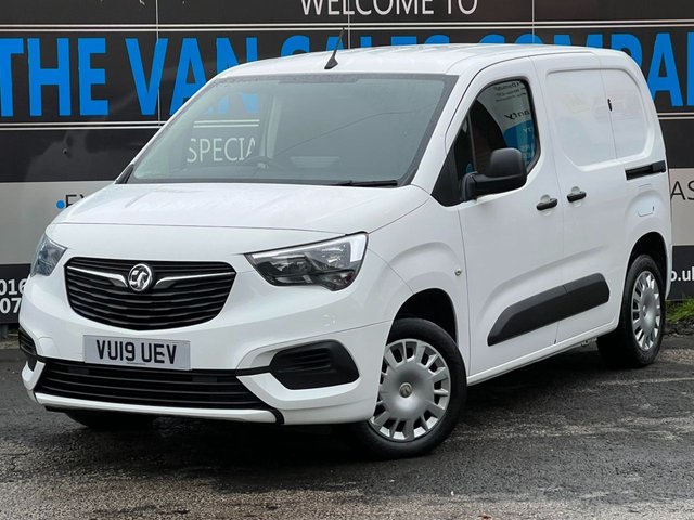 2019 VAUXHALL COMBO - Photo 4