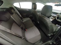 USED 2017 17 VAUXHALL ASTRA 1.4 DESIGN 5d 99 BHP 