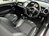USED 2012 62 MINI HATCH COOPER 1.6 COOPER S 3d 184 BHP BI XENON HEADLAMPS - BLUETOOTH HANDSFREE - USB INTERFACE - CHILI PACK - MULTIFUNCTION STEERING WHEEL - FRONT FOG LIGHTS - 17" ALLOYS