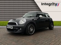 USED 2012 62 MINI HATCH COOPER 1.6 COOPER S 3d 184 BHP BI XENON HEADLAMPS - BLUETOOTH HANDSFREE - USB INTERFACE - CHILI PACK - MULTIFUNCTION STEERING WHEEL - FRONT FOG LIGHTS - 17" ALLOYS