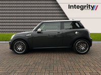 USED 2012 62 MINI HATCH COOPER 1.6 COOPER S 3d 184 BHP BI XENON HEADLAMPS - BLUETOOTH HANDSFREE - USB INTERFACE - CHILI PACK - MULTIFUNCTION STEERING WHEEL - FRONT FOG LIGHTS - 17" ALLOYS