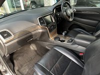 USED 2014 64 JEEP GRAND CHEROKEE 3.0 V6 CRD OVERLAND 5d 247 BHP PAN ROOF/NAPPA LEATHER