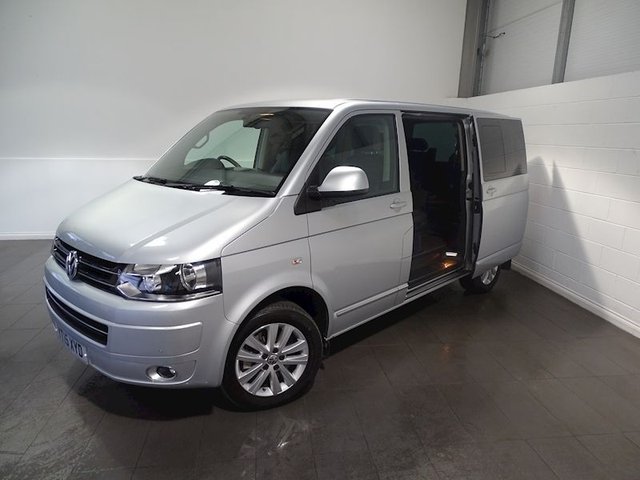 2015 15 Volkswagen Caravelle 2.0 EXECUTIVE TDI 4MOTION BMT 5d 180 BHP
