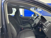 USED 2012 61 VOLKSWAGEN TOURAN  1.6 TDI SE MPV 5dr Diesel DSG Euro 5 (105 ps) P.Sensors, Park Assist, 7Seats