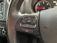 USED 2012 62 VOLKSWAGEN AMAROK 2.0 DC TDI HIGHLINE 4MOTION 4d 161 BHP P.Sensors, Cruise Con, Sat Nav