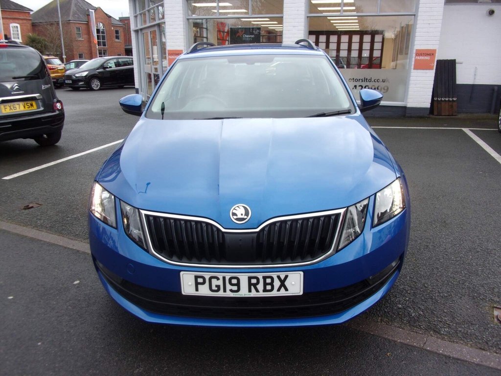 2019 Skoda Octavia SE Drive TSI DSg £15,995