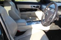USED 2015 15 JAGUAR XF 3.0 D V6 S PORTFOLIO SPORTBRAKE 5d 275 BHP 