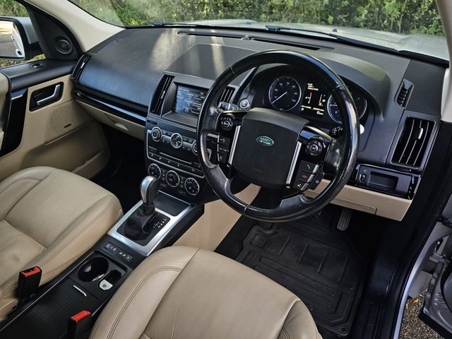 View our LAND ROVER FREELANDER
