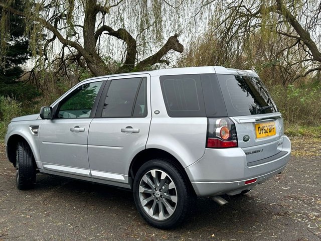 View our LAND ROVER FREELANDER