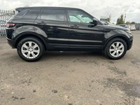USED 2017 67 LAND ROVER RANGE ROVER EVOQUE 2.0 TD4 SE TECH 5d 177 BHP ONLY 2 OWNERS FROM NEW+ULEZ COMPLIANT+PRIVACY GLASS+PANORAMIC GLASS ROOF+FULL LEATHER INTERIOR+SAT NAV+18 INCH ALLOY WHEELS+CLIMATE CONTROL+PARK ASSIST+COST NEW &pound;35545 MAKING THIS CAR FANTASTIC VALUE AND NOT TO BE MISSED!!!!!!!!